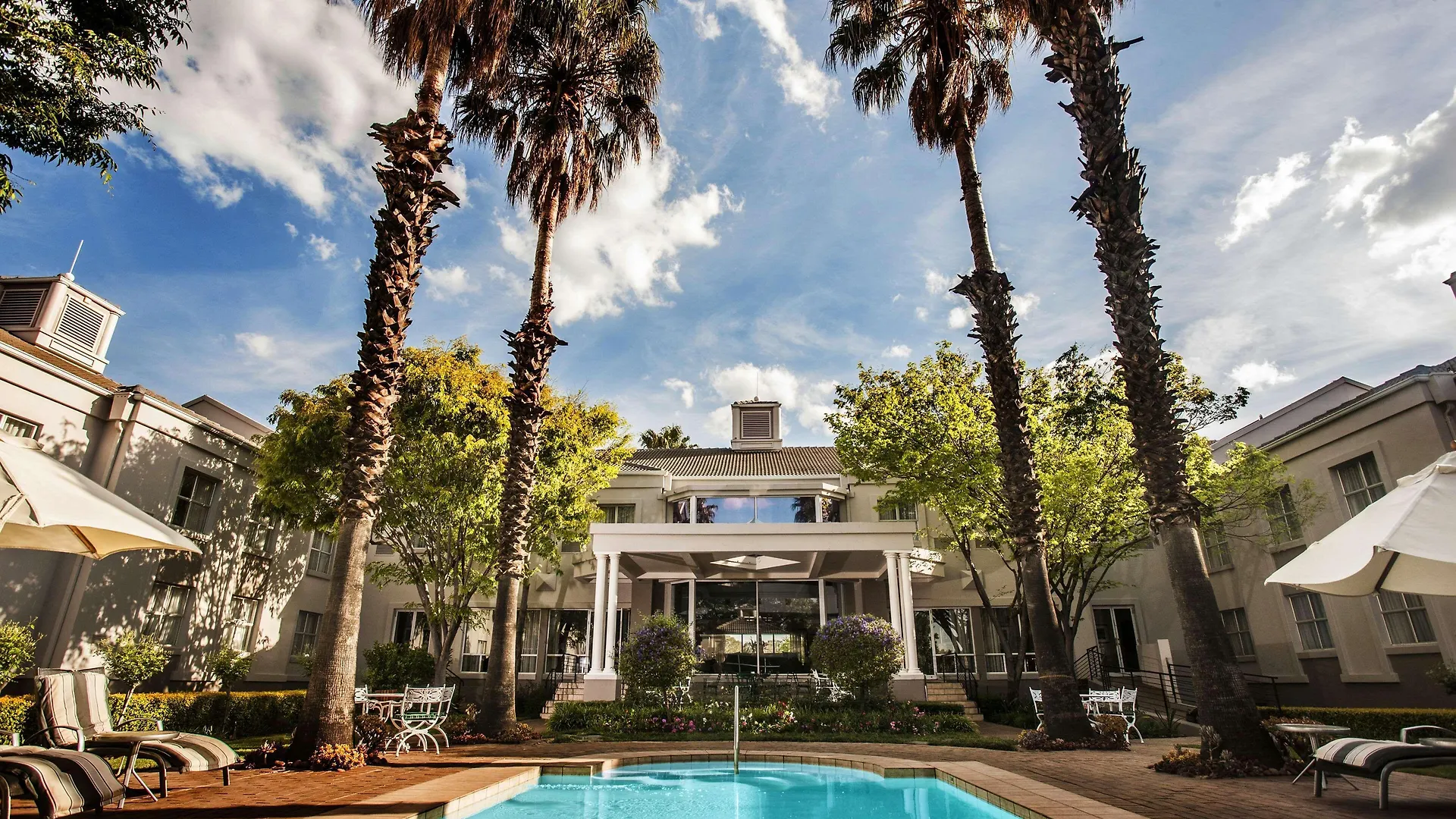 8 Top-Rated Business Hotels in Sandton, Johannesburg