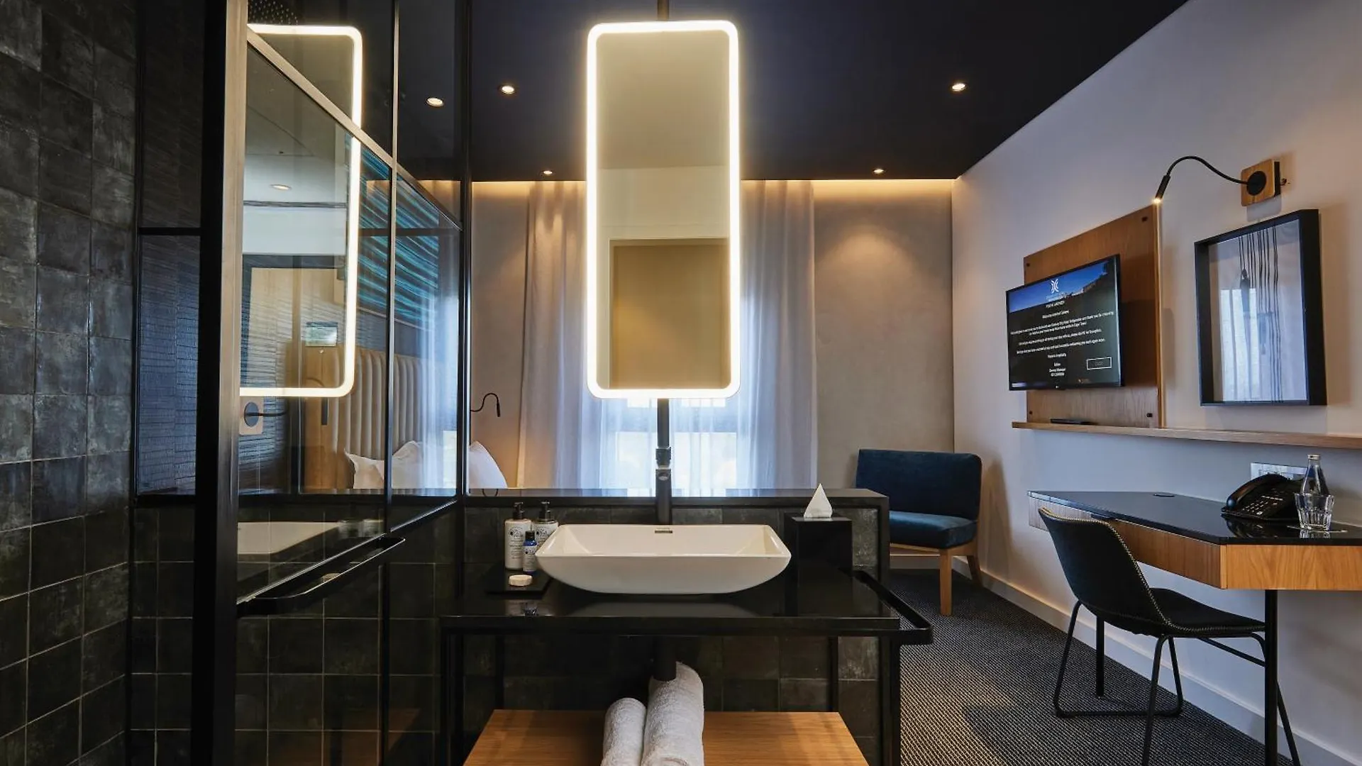 4 Four-Star Hotels in Century City Worth Booking