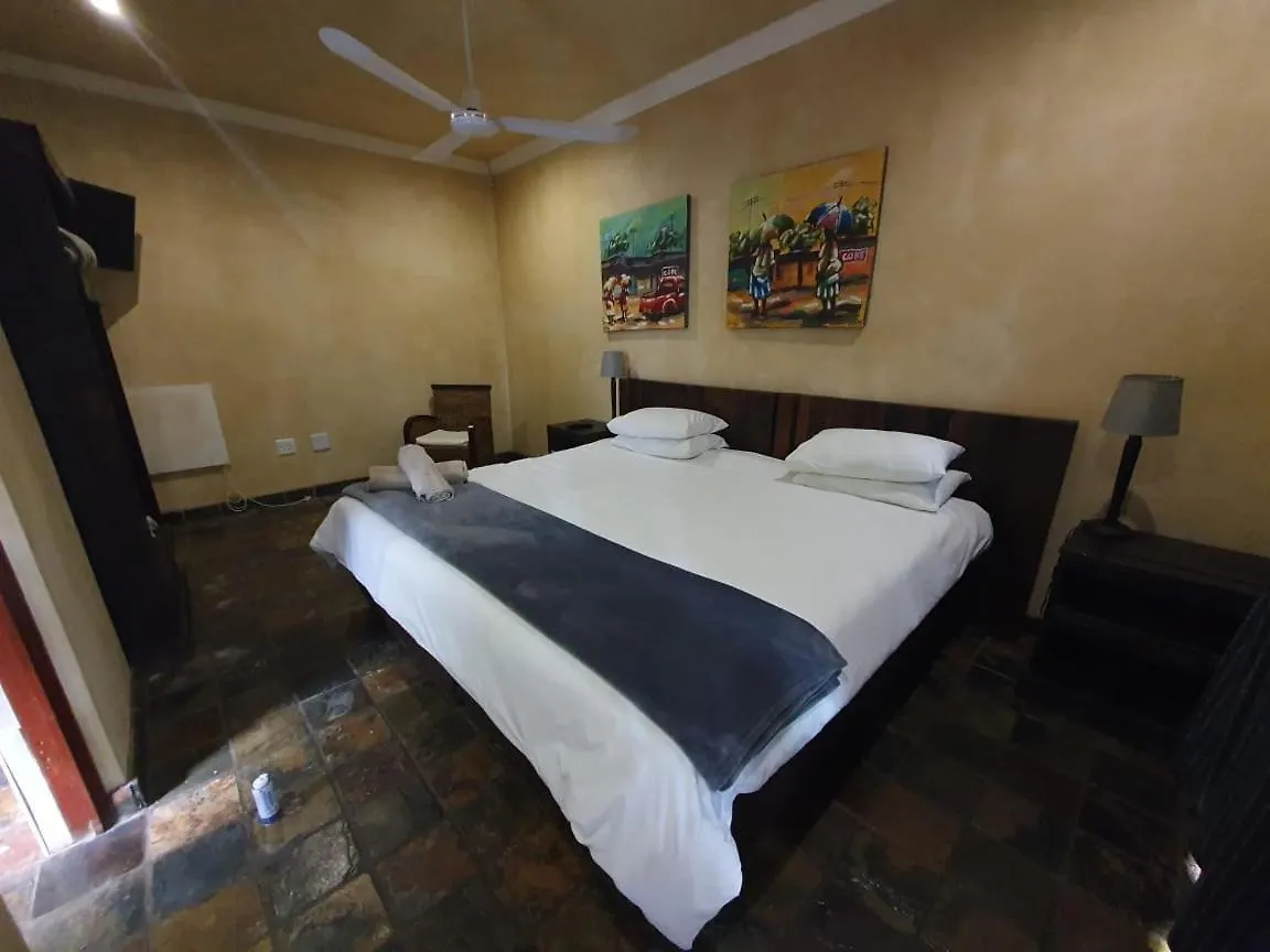 4 Family Hotels Near The Glen Shopping Mall Worth Booking