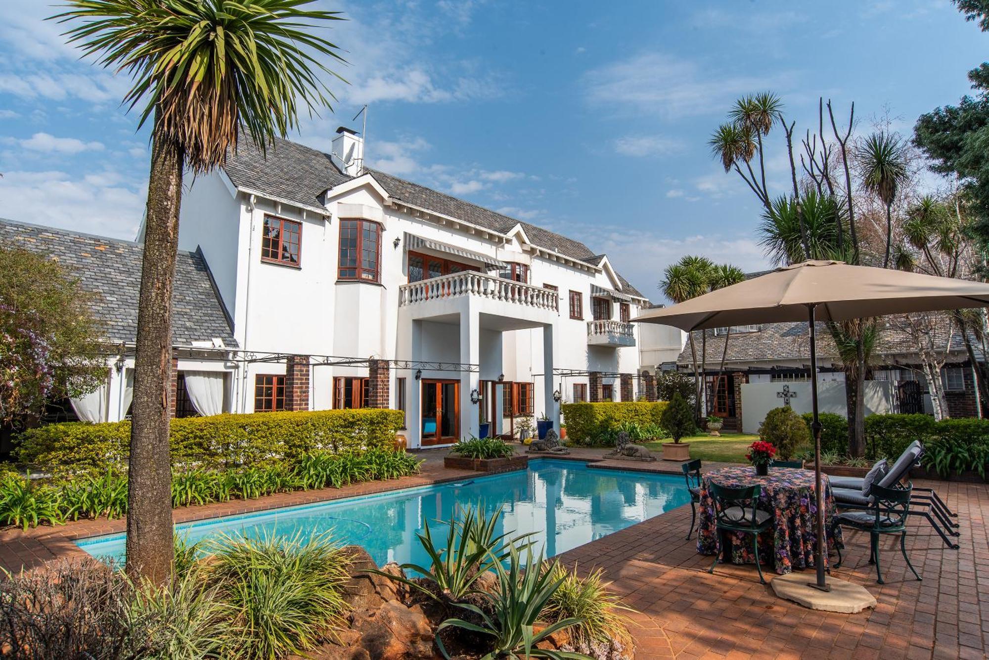 Where to Stay in Randburg: 4 Best 4-Star Hotels
