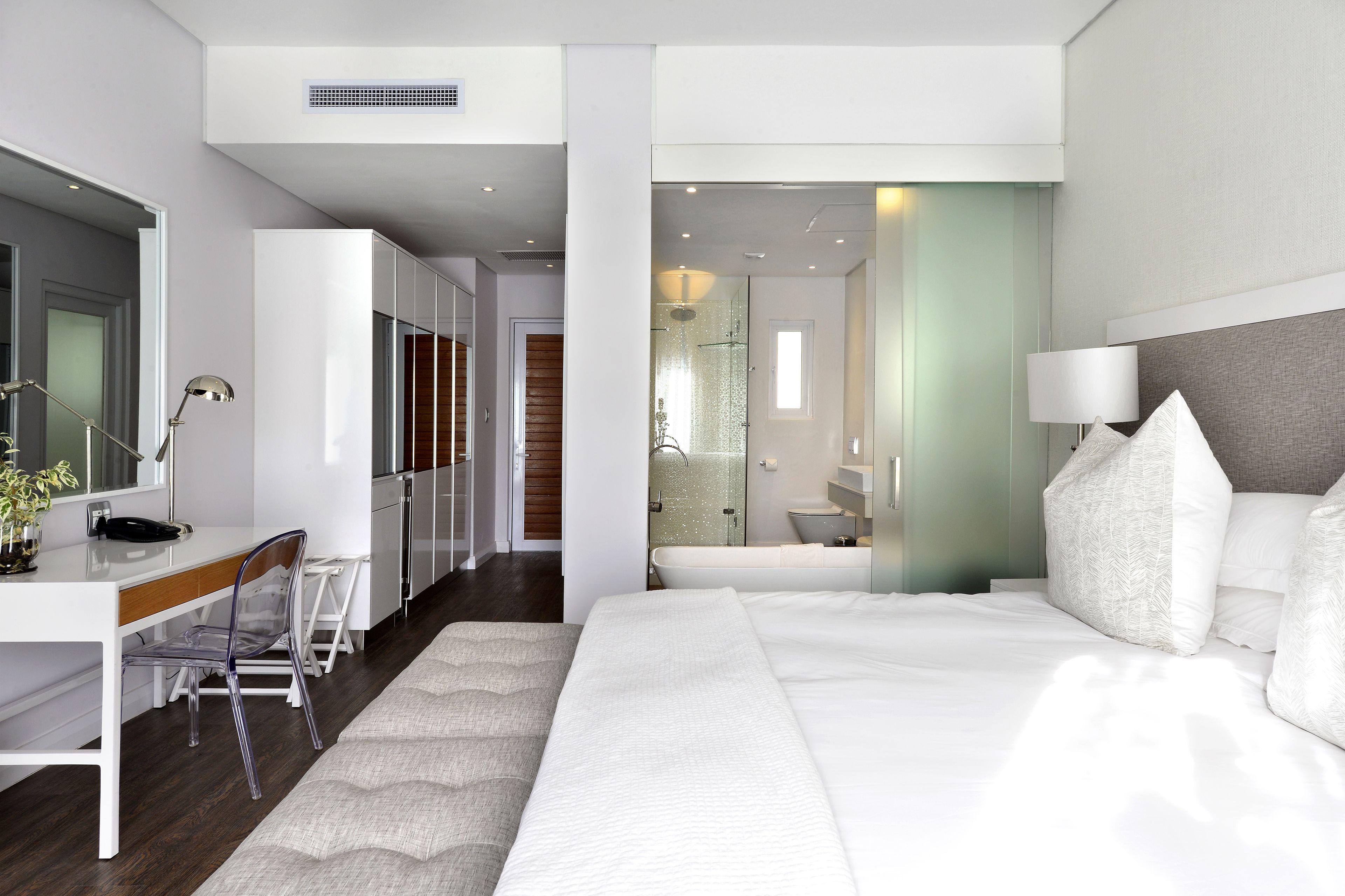 11 Central Hotels Close to Cape Chamonix Wine Farm, Franschhoek